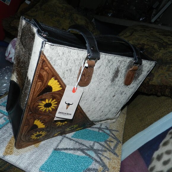American Bison Darling Hair-on Cowhide Genuine Leather Tote Bag 🆕⌚📦🏃💨🚚 - Picture 1 of 16